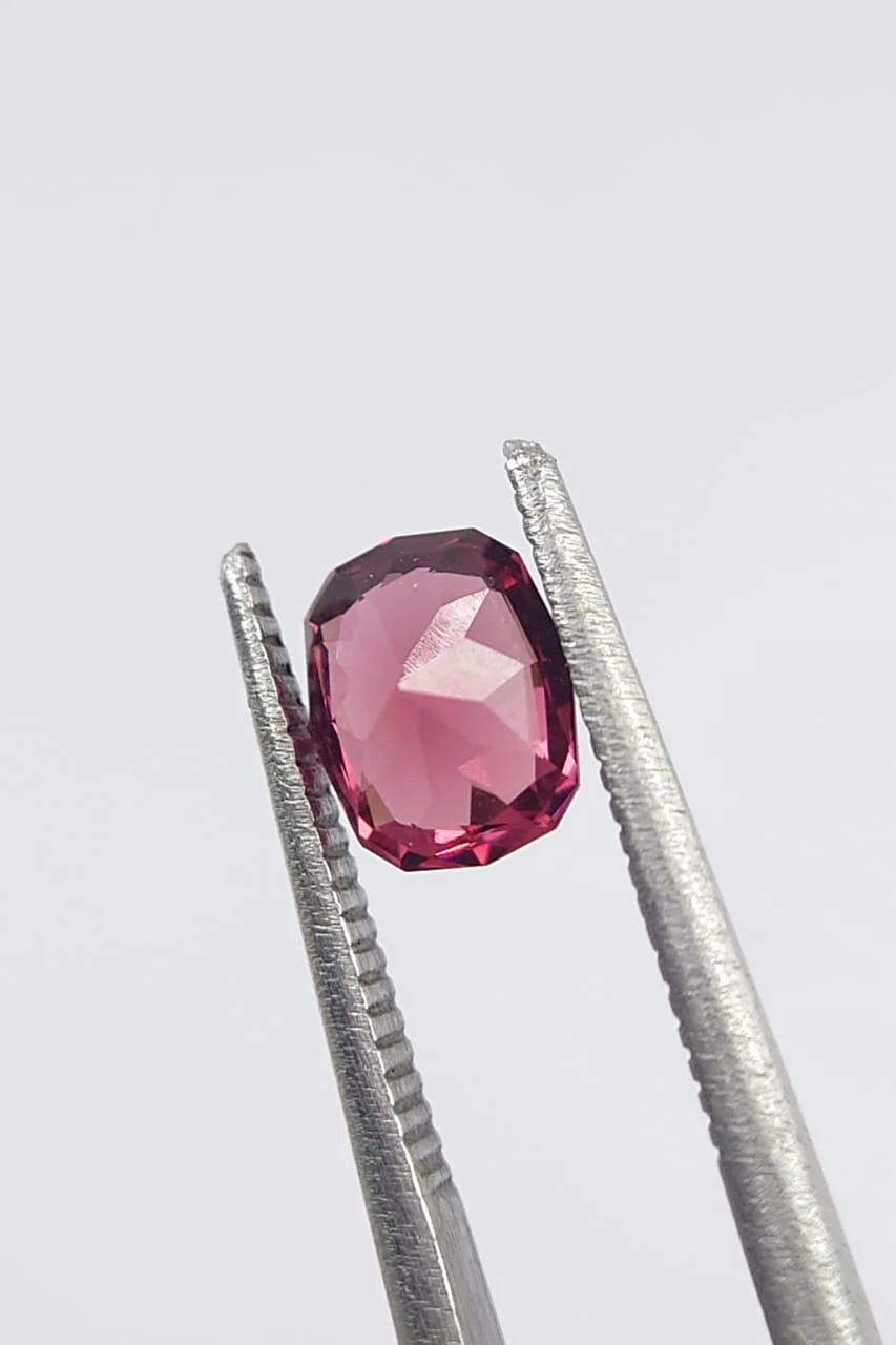 1ct Natural Malaya Garnet Fancy Cut Loose Gemstone From Tanzania — view 5